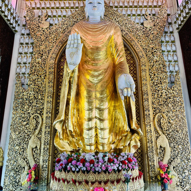 keen to see Burmese Buddhist temple in Penang