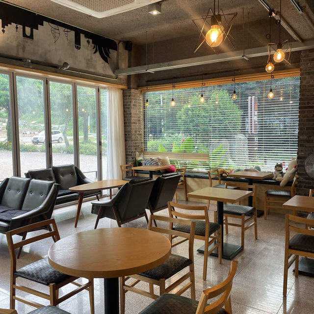 천진암 프라이빗 계곡이 있는 카페하우스