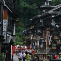 【8月好去處】銀山溫泉：懷舊日本風景，咖啡廳、美食、土產店林立