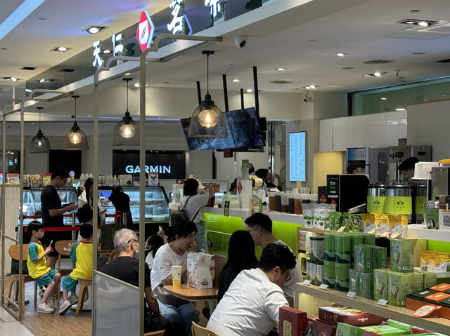 ### 天仁茗茶: 茶香漂う台湾茶の殿堂