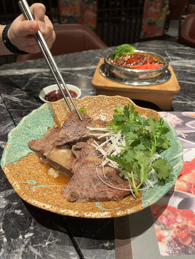 ʚ♡ 清燉牛肋骨肉香軟嫩 • 海鮮煎餅料足美味 ♡ɞ