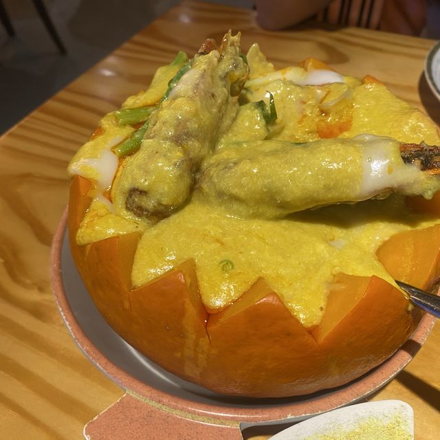 內有貓貓泰菜餐廳