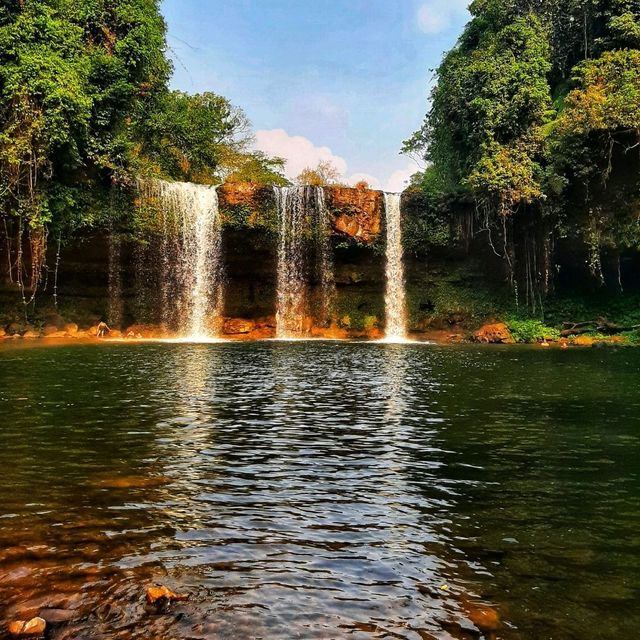 น้ำตกที่ยังคงความเป็นธรรมชาติ⛰🌄🌲☘