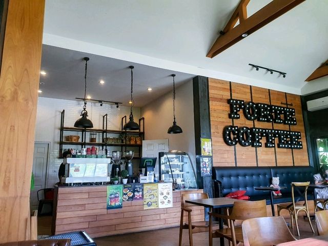 Forte Coffee แวะพักก่อนขึ้นแม่กำปอง