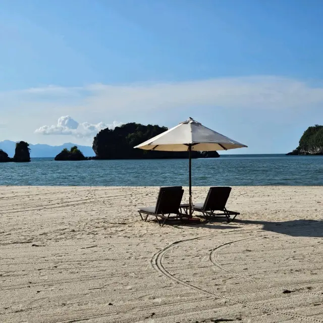 A nice stroll at Tanjung Rhu Beach