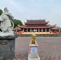 The majestic and awe-inspiring Sam Poo Kong Temple