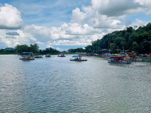 ล่องแพแลวิวอ่างเก็บน้ำห้วยม่วง