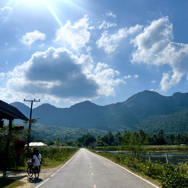หนีเมืองไปพักผ่อนที่น้ำพุบ้านดินโฮมสเตย์ ปราณบุรี