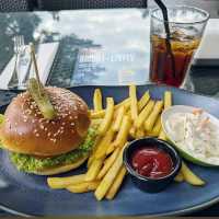 Rock Bar Burger & Steakhouse