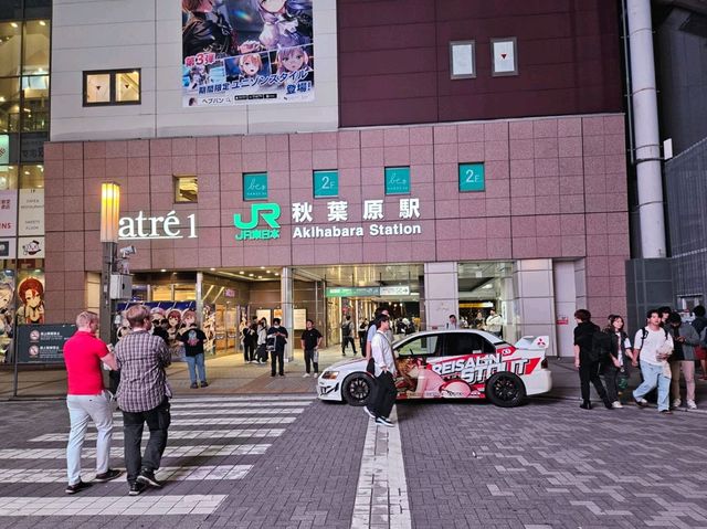 夜貓朋友必去的日本秋葉原