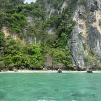 Lost in paradise, found in Thailand 🏝️