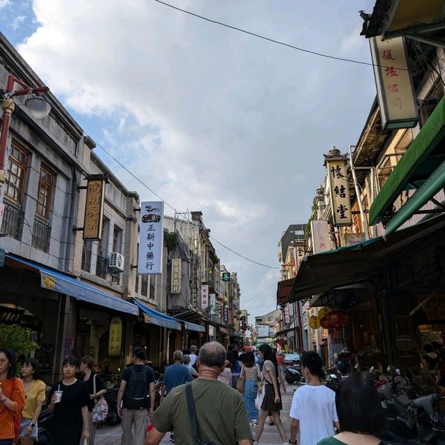 From Chi Feng's Charm to Da Dao Cheng’s Dusk Delight