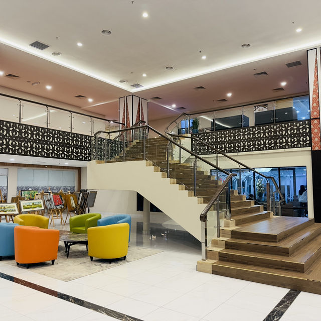 Relax and Splash: A Perfect Stay at The Raia Hotel Kuala Terengganu!