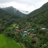 หมู่บ้านเล็กๆ กลางหุบเขา🍃⛰️