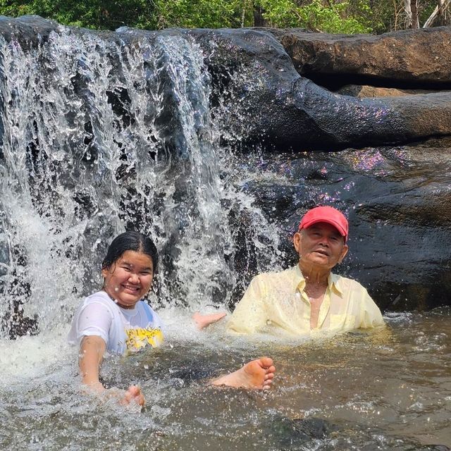 น้ำตกตาดโตน 2024