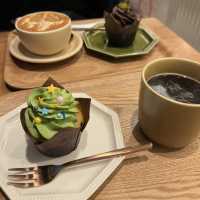 ニューヨークのカフェのような雰囲気でカップケーキがとっても美味しいカフェ🧁💞