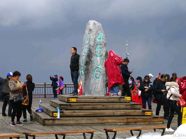 【中国】5Aランクの天空の白銀絶景！玉龍雪山
