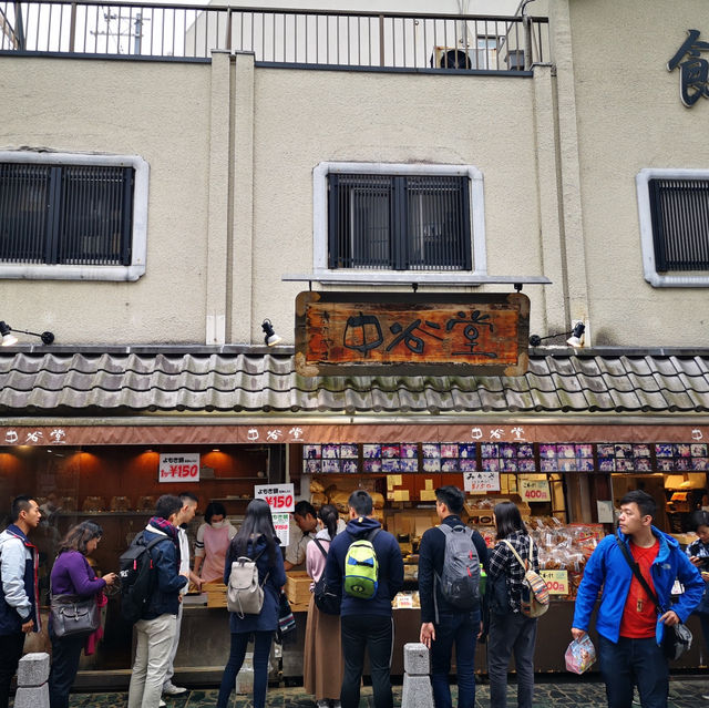 I Come To Nara To See Mochi Experts!