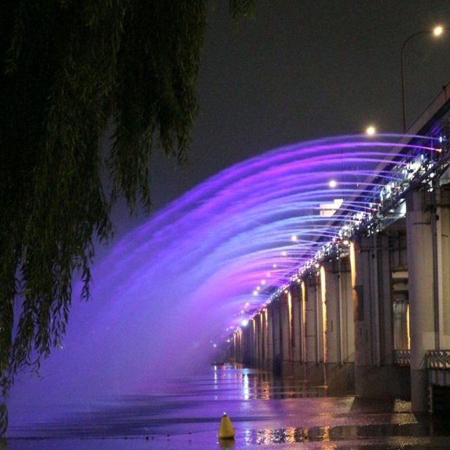 🌈น้ำพุสายรุ้ง 🌈ที่ Banpo Bridge @seoul