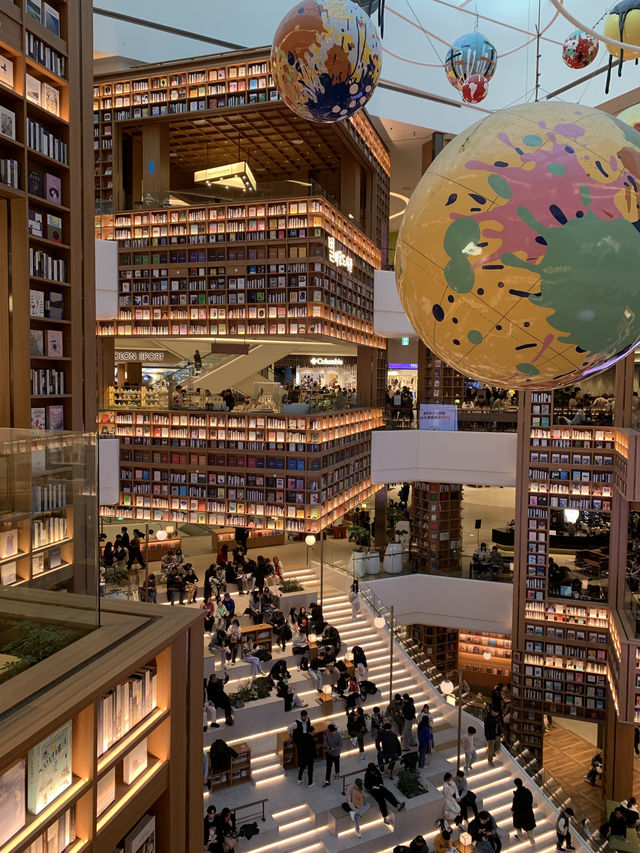 🌟星空圖書館2.0 - Starfield Suwon（수원 스타필드 별마당도서관）
