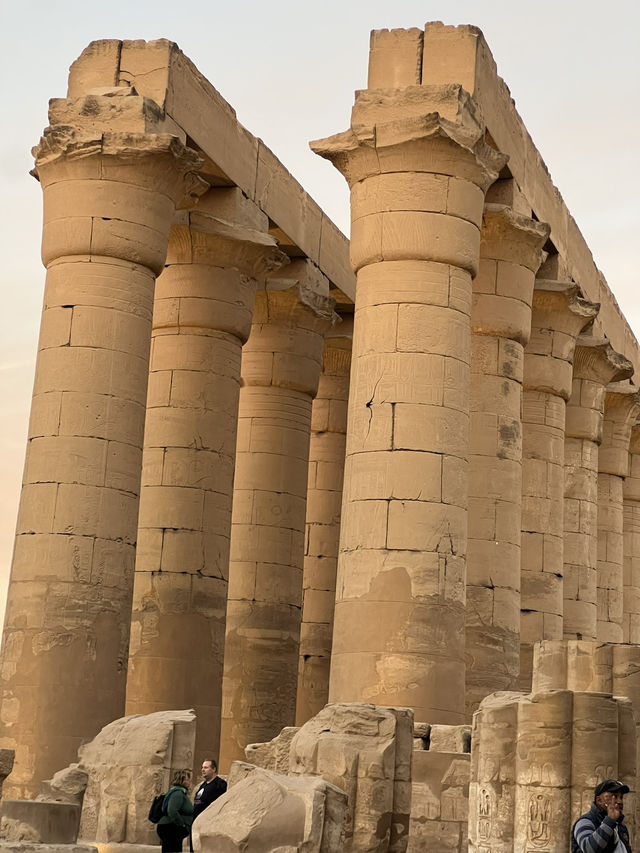 Luxor Temple บรรยากาศ 2 เวลา พระอาทิตย์ตก