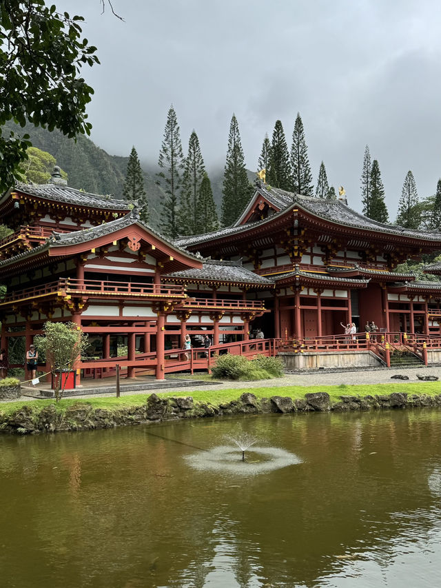 Amazing Japanese Temple in Hawaii!