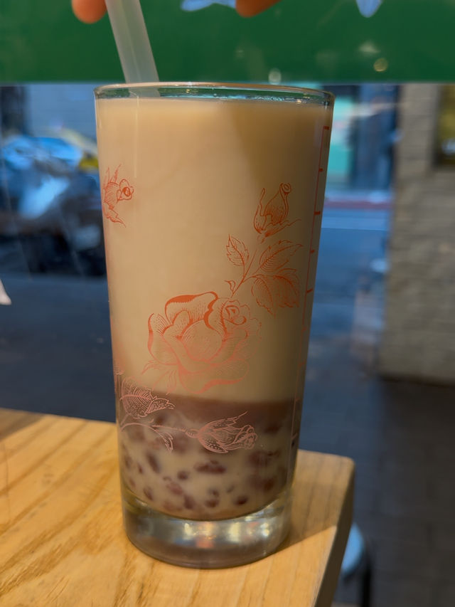Gan Mei Alley: A Modern Taiwanese Breakfast Spot with Crispy Xiao Long Bao in Ximending