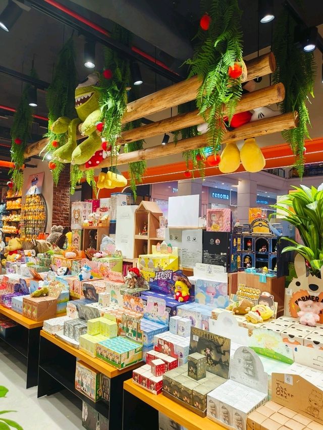 Toy Wonderland at Q Pocket
