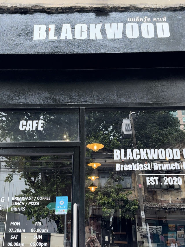 意外發現評分很高的☕️ 泰國曼谷local咖啡店 ！🇹🇭
