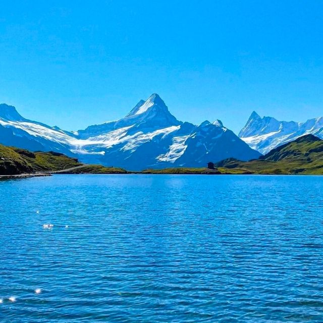 アルプスの秘境、オエシネン湖の絶景に息をのむ