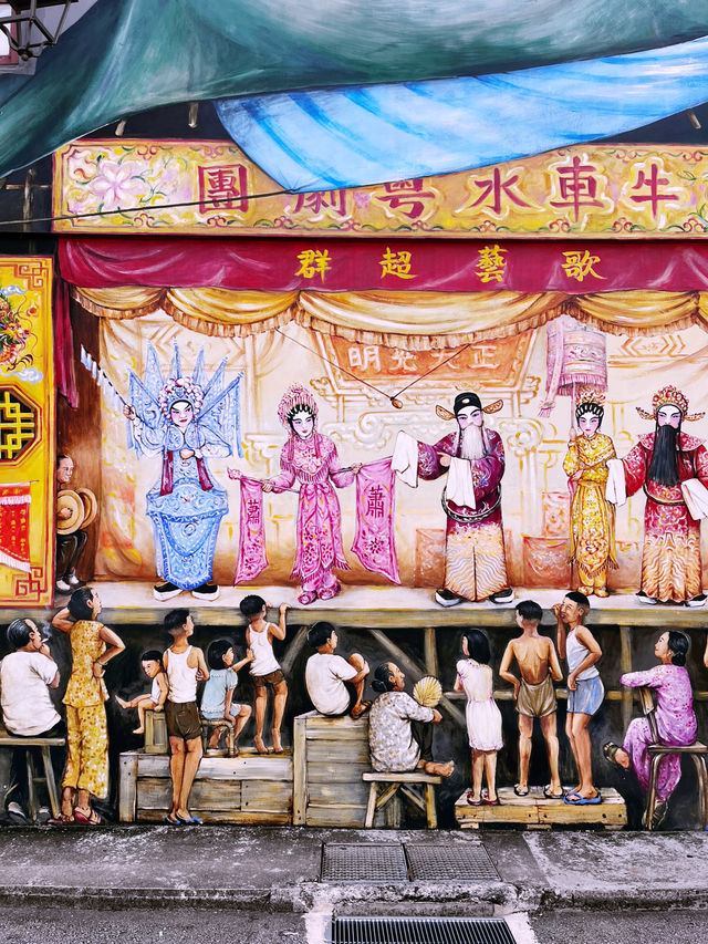 “Vibrant Tales of Chinatown: Murals of Heritage and Harmony”