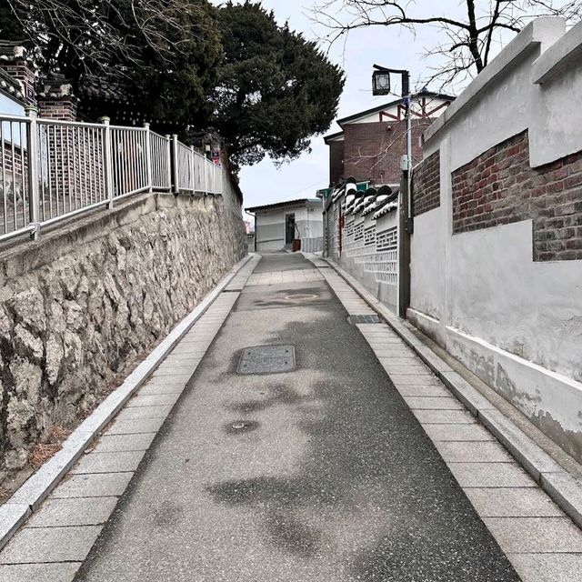 Bukchon Hanok Village (北村韓屋村)
