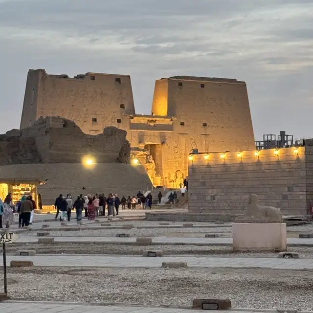 希臘風格既埃及神殿🩷艾芙神殿