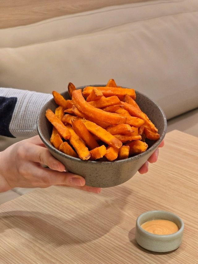 銅鑼灣勁chill特色燒雞店