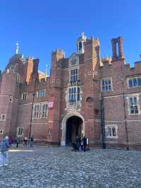 Hampton Court Palace