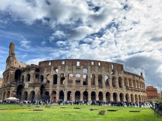 "The Colosseum: Rome’s Eternal Arena of Legends"