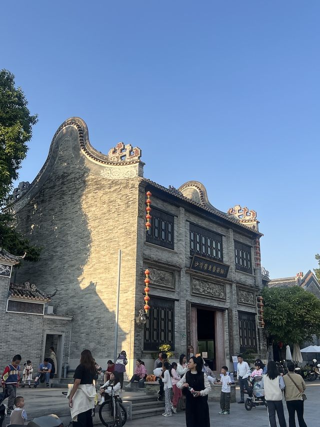 Of the He Surname in Shawan Ancient Town in Panyu