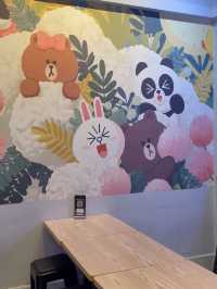 Hyogaki Dessert Café – Yishun’s Hidden Gem for Waffles and Gelato with Line Friends