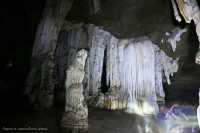 เที่ยวถ้ำพุหวาย อุทัยธานี