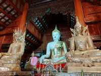 สักการะสิ่งศักดิ์สิทธิ์ วัดบ้านเด่น แม่แตง