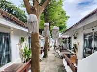 Sawasdee COCO Resort : ที่พักมินิมอลริมหาดทรายแก้ว