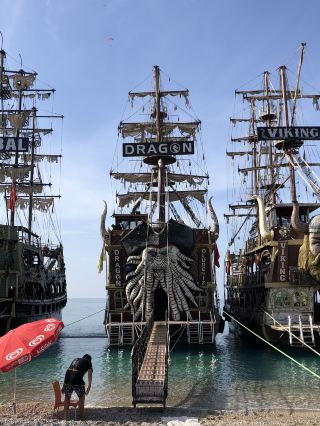 🚤 욜루데니즈 드래곤 보트투어, 지중해의 짜릿한 하루