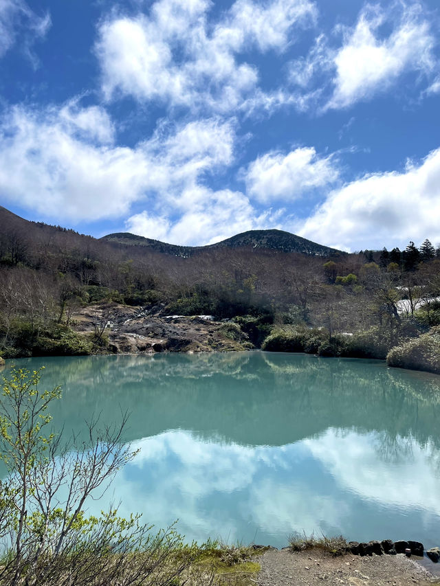 【青森×地獄沼】神秘的な色合いの沼