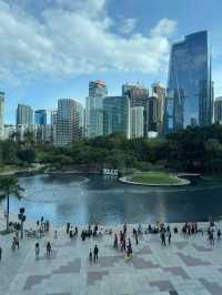 Petronas Twin Towers — The Shimmering Heart of Kuala Lumpur’s Skyline