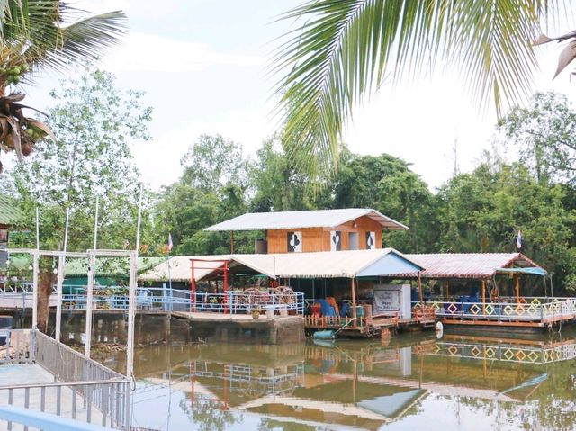 ทานเมนูทุเรียนที่ Durianism Cafe