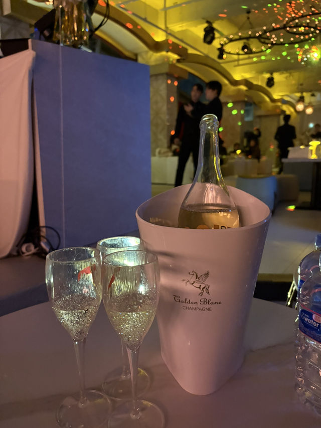 【韓国・ソウル🇰🇷】チョンダムの美男美女大集合なラウンジバー🍾