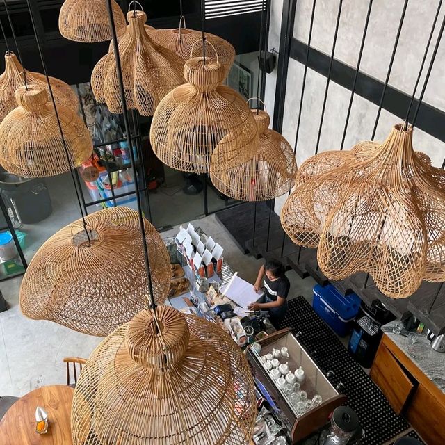 lovely hangout