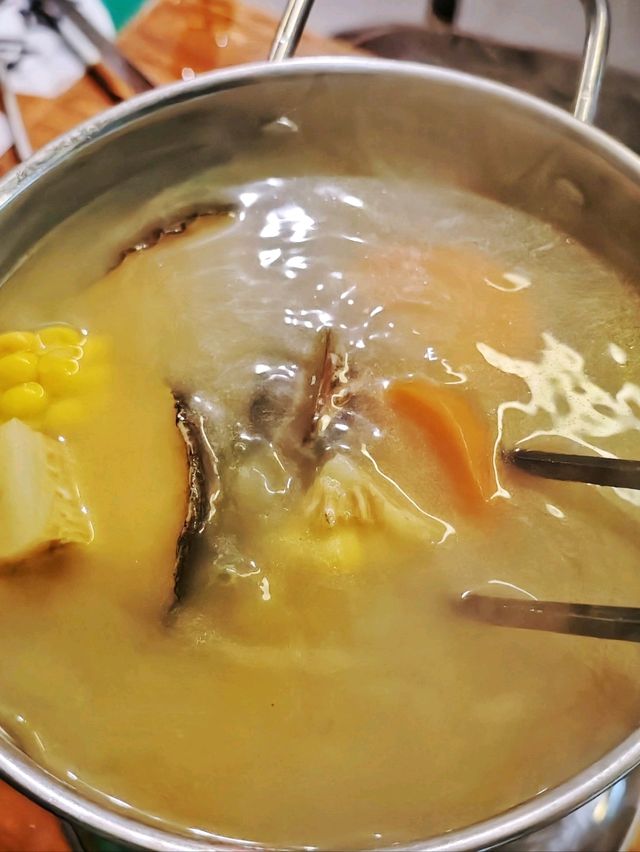 任燒🔥海鮮🦐仲有🍲小火鍋