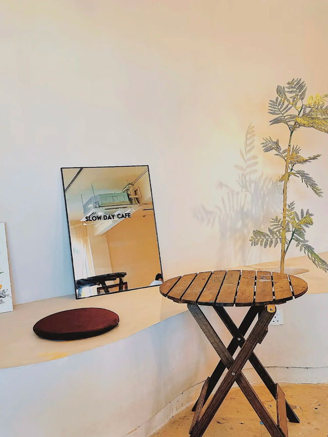 Slow Day Cafe— haven for matcha enthusiasts and art lovers
