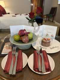 สงกรานต์ เที่ยวกรุงเทพ พักโรงแรมชื่อดังย่านราชดำริ